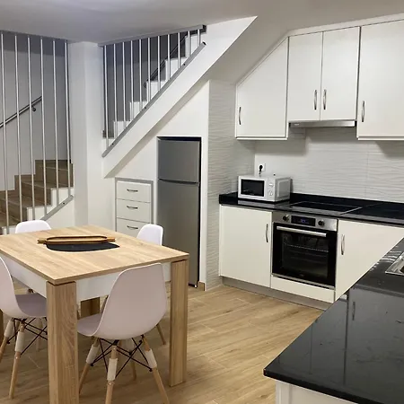 Singer's Lounge Villa Porto de Mós